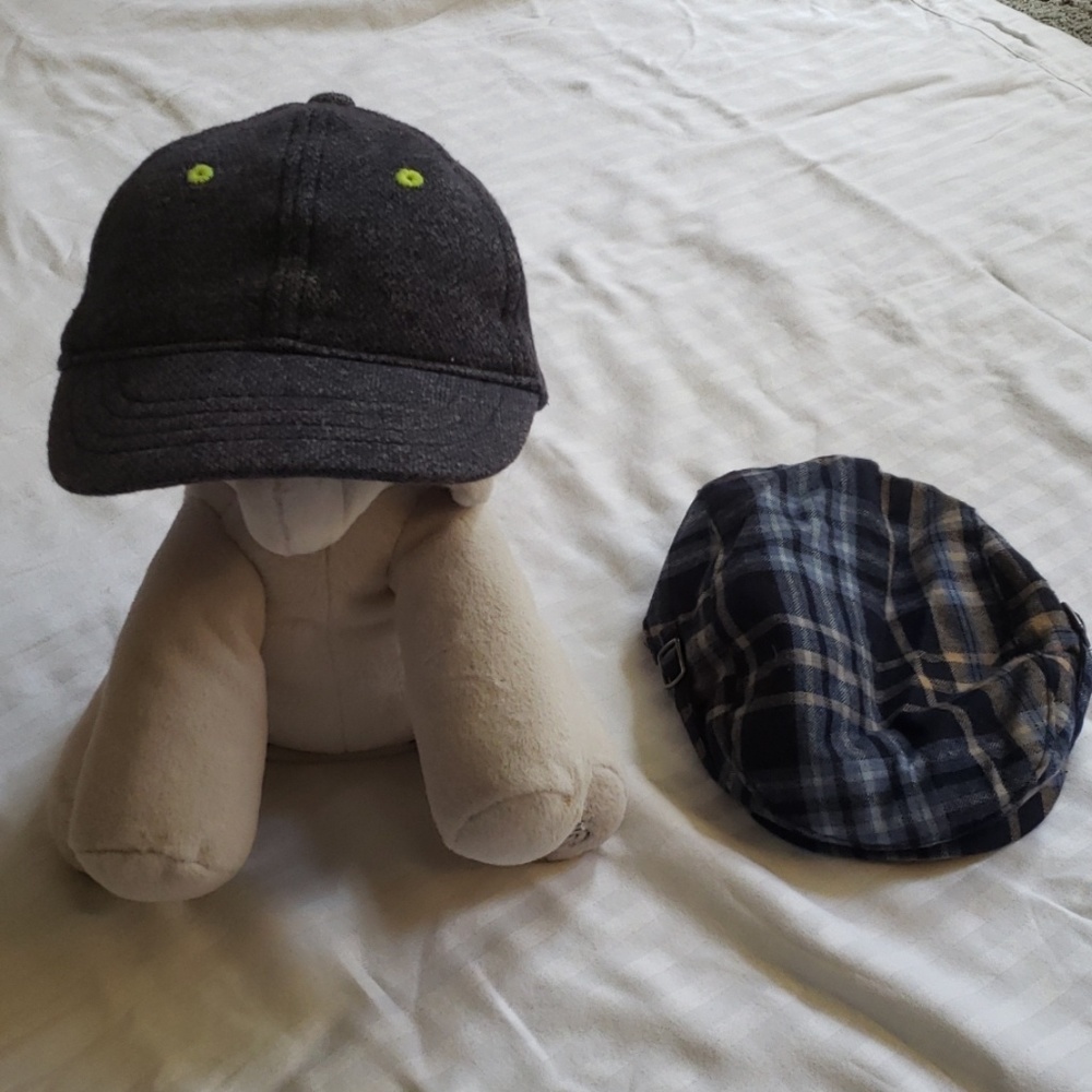 2 toddler hats, 1 brim hat, 1 cabbie hat